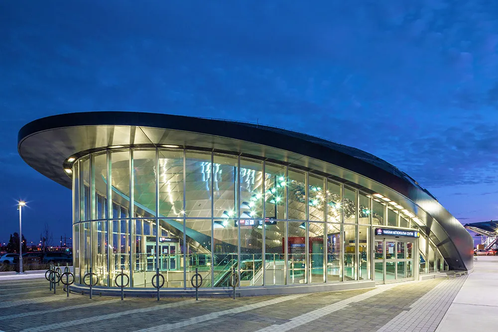 Innovative Building Envelopes 101: Exploring Steel Curtain Wall, Fire-Rated Curtain Wall & Channel Glass Systems